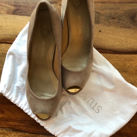 Stuart Weitzman Taupe Corkswoon Wedge - Size 7.5 - Picture 3 of 7